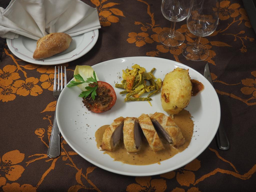 拉曼瑟酒店及餐厅 Dornecy 外观 照片